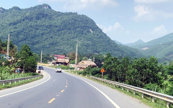 Đề xuất đầu tư xây dựng đường tốc độ cao Bắc Kạn - Cao Bằng với 9.600 tỷ đồng.