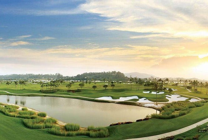 Sân golf Vân Trì bị tạm đóng cửa do Covid-19: Phí hơn 3 tỷ thuộc Top cao nhất