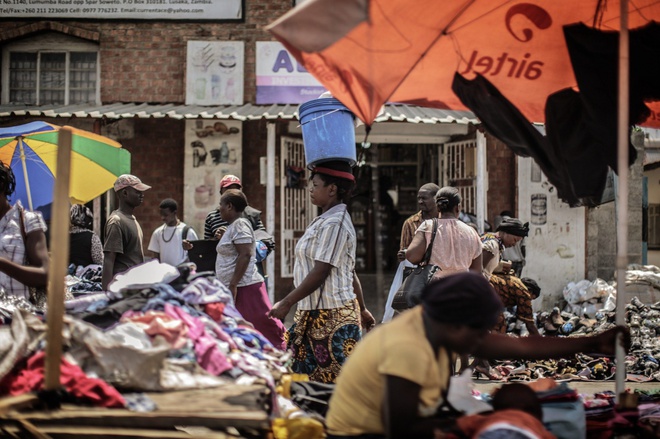 Zambia, quốc gia đầu tiên tuyên bố vỡ nợ vì dịch Covid-19