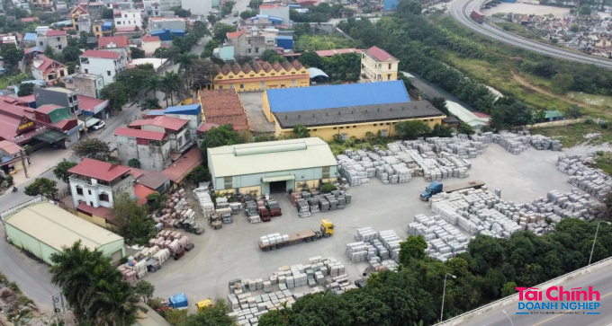UBND huyện An Dương cho biết khu vực tập kết đá, VLXD hơn 5.300m2 vi phạm của công ty Việt Hà sẽ sớm bị xử lý, cưỡng chế theo quy định