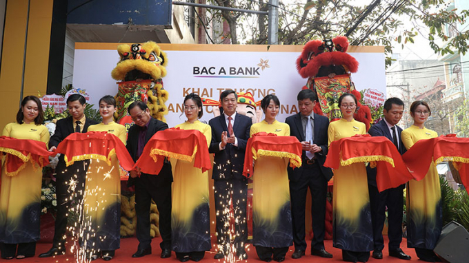 Lễ cắt băng khai trương BAC A BANK Chi nhánh Nam Định