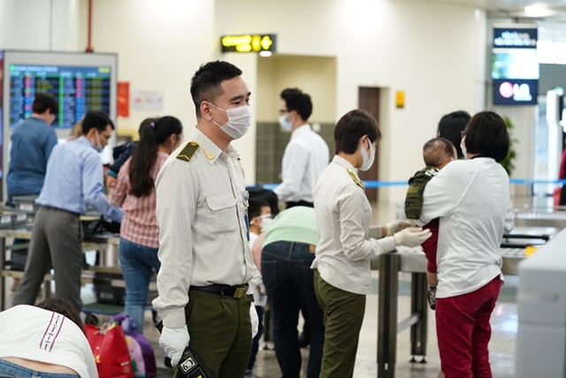 Sân bay Nội Bài có bị đóng cửa vì dịch Covid-19?