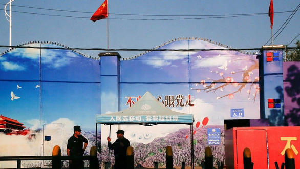 Mỹ và đồng minh trừng phạt Trung Quốc - Ảnh: REUTERS