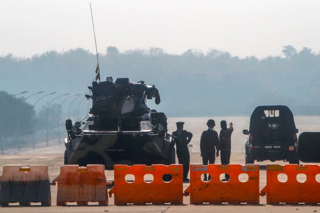 Quân đội Myanmar tiến hành đảo chính sáng 1/2. (Ảnh: Reuters)