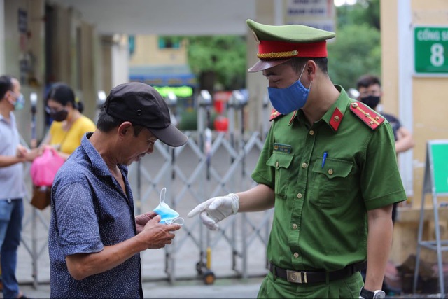 Thủ tướng kêu gọi toàn thể nhân dân tự giác thực hiện nghiêm các quy định phòng, chống dịch Covid-19