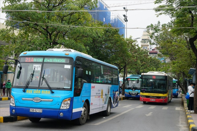 Xe buýt Hà Nội: Mỗi năm phải trợ giá khoảng 3.000 tỷ đồng