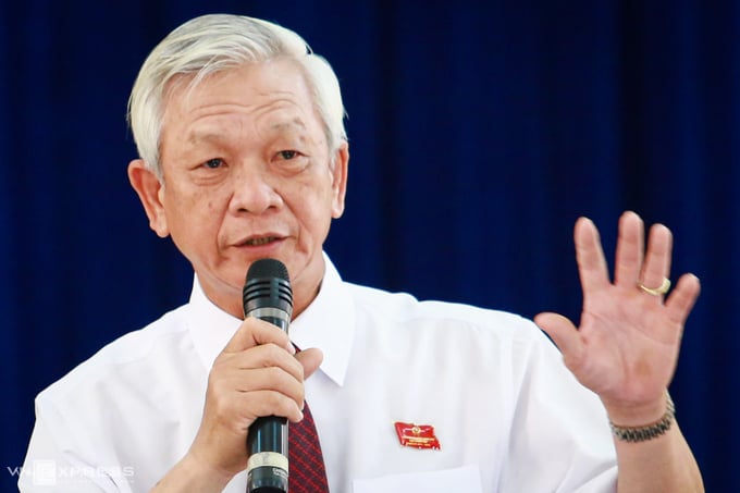 Ông Nguyễn Chiến Thắng, khi còn đương chức Chủ tịch UBND tỉnh Khánh Hòa, hồi tháng 7/2015. Ảnh: VNE