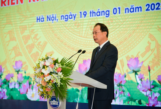 Ông Đặng Thanh Hải – Tổng giám đốc TKV báo cáo tại hội nghị