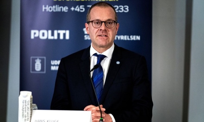Giám đốc WHO khu vực châu Âu Hans Kluge phát biểu tại một hội nghị ở Đan Mạch hồi năm 2020. Ảnh: Reuters.