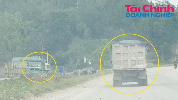 Rất nhiều xe có dấu hiệu quá tải, cơi nới thùng chạy ngược xuôi tại khu vực Tân Trường - Nghi Sơn