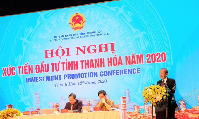 Phó Thủ tướng Thường trực Chính phủ Trương Hòa Bình phát biển chỉ đạo tại hội nghị