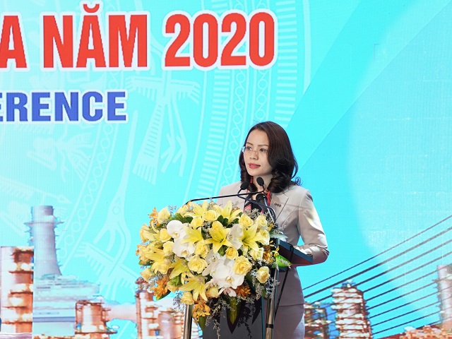 Bà Hương Trần Kiều Dung phát biểu tại Hội nghị Xúc tiến đầu tư tỉnh Thanh Hóa