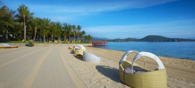 Nguồn thu chủ yếu của Công ty Phương Nam Việt là bán vé du lịch qua đảo Hòn Tằm