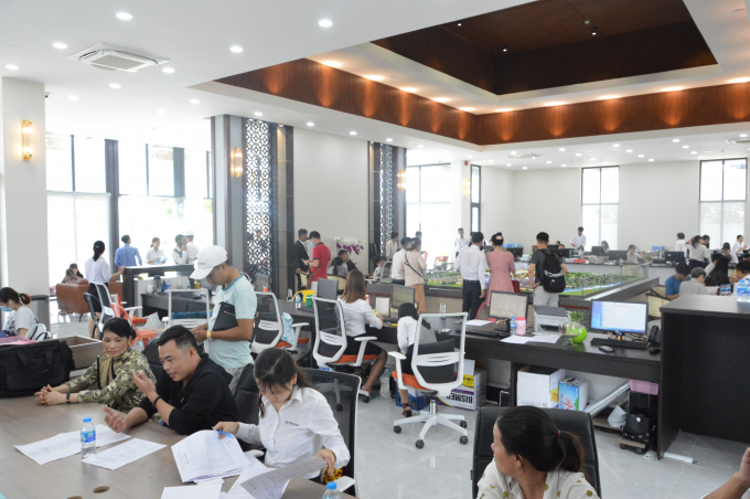 Không khí sôi nổi trong ngày khai trương trụ sở mới của Trần Anh Group