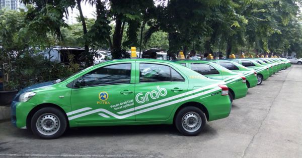 Hiệp hội taxi ba miền 'tố' sai phạm của Grab lên Quốc hội