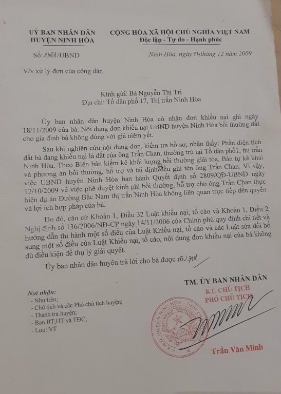 Quyết định không bồi thường cho bà Nguyễn Thị Trị vì không có đất của ông Trần Văn Minh, thời điểm đó là Phó Chủ tịch UBND huyện Ninh Hoà (nay là Thị xã Ninh Hoà).