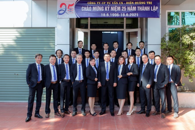 Tập thể Công ty CP Tư vấn CN – Điện Quảng Trị