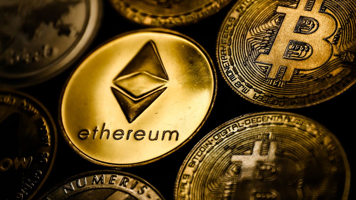 Lý do tiền ảo Ethereum dễ mất giá hơn Bitcoin