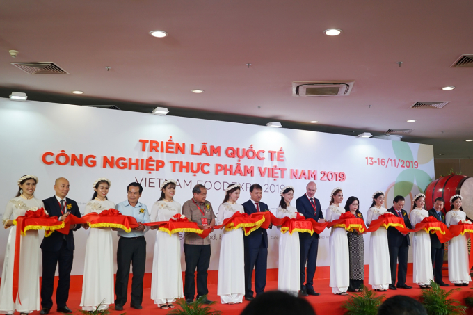 Lễ cắt băng khai mạc triển lãm Vietnam Foodexpo 2019