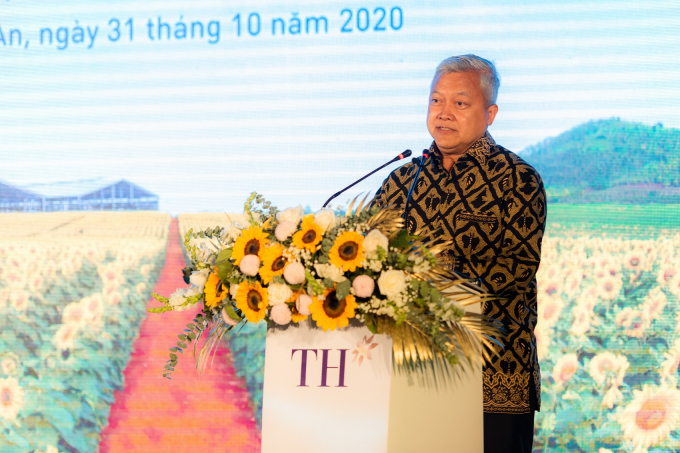 Đại sứ Indonesia, ông Ibnu Hadi đã có mặt tại Việt Nam hơn 4 năm qua và chứng kiến sự phát triển vượt bậc kinh tế Việt Nam, trong đó TH là một trong những đơn vị tiên phong.