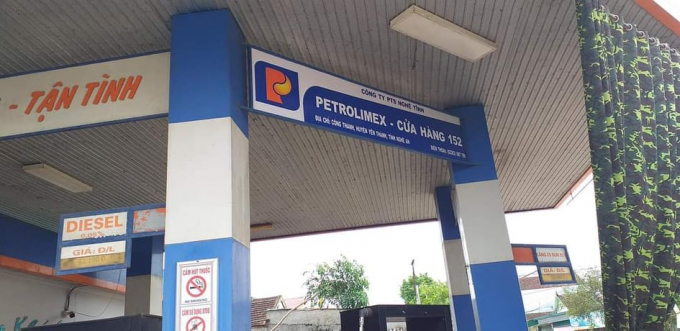 Cửa hàng xăng dầu Công Thành thuộc Công ty PTS Nghệ Tĩnh nơi phương tiên đổ nhiên liệu bị chết máy.