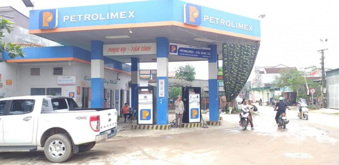 Cửa hàng xăng dầu PTS ngã 4 Công Thành, huyện Yên Thành (Nghệ An).