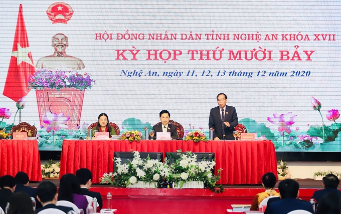 HĐND tỉnh Nghệ An tổ chức phiên chất vấn và trả lời chất vấn.