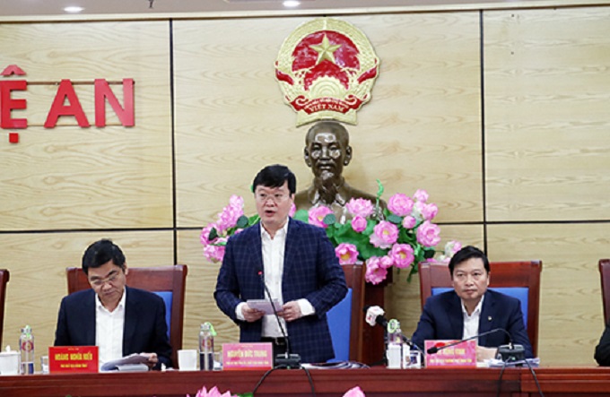 Ông Nguyễn Đức Trung, Chủ tịch UBND tỉnh Nghệ An phát biểu kết luận hội nghị.