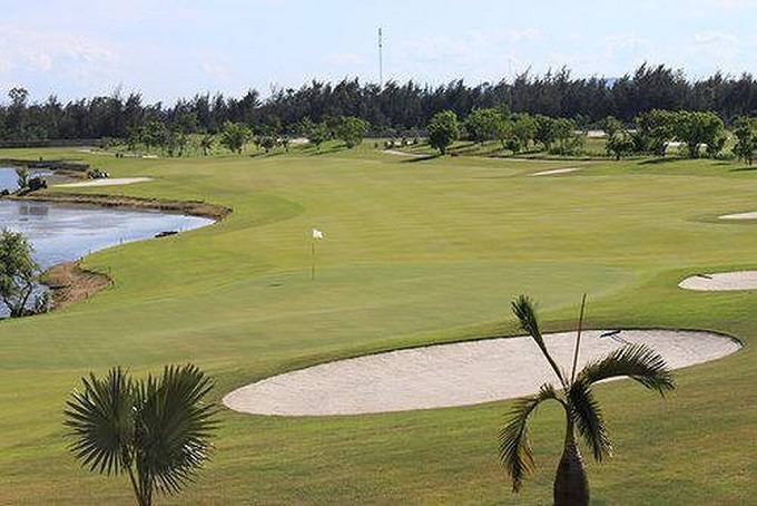 Sân Golf 18 lỗ Mường Thanh - Diễn Lâm, huyện Diễn Châu (Nghệ An).