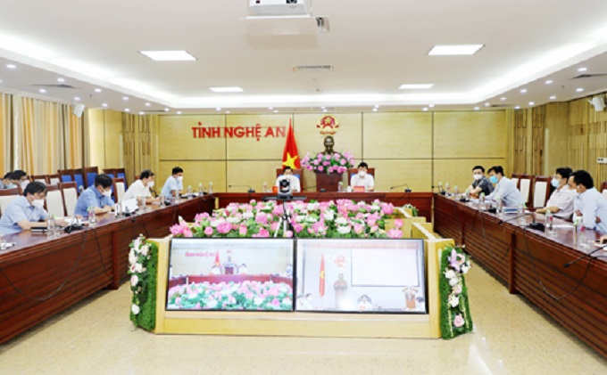 Quang cảnh buổi hội nghị trực tuyến tại điểm cầu Nghệ An.