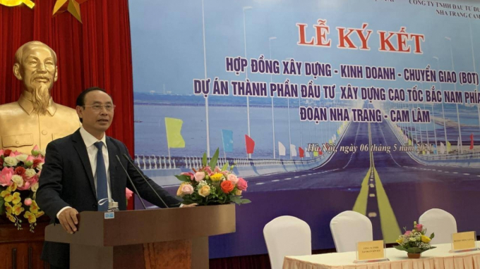 Thứ trưởng Lê Đình Thọ phát biểu tại lễ ký kết.
