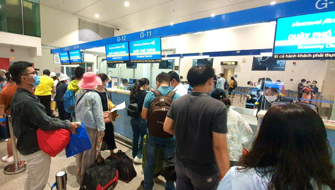 Cục Hàng không Việt Nam yêu cầu các hãng bay thực hiện hoàn trả phí cho hành khách khi thực hiện hoàn, hủy vé.