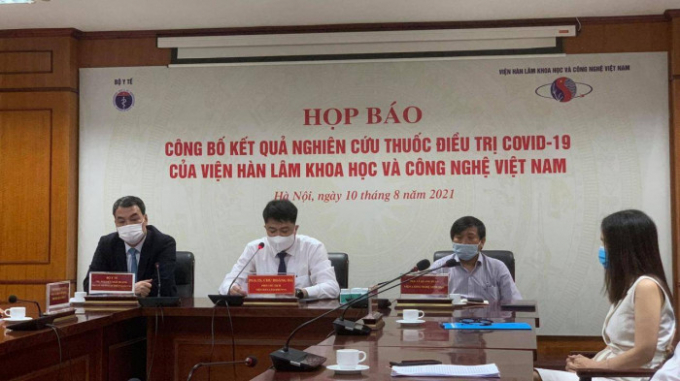 Ngày 10/8/2021, Viện Hàn lâm Khoa học và Công nghệ Việt Nam đã phối hợp với Bộ Y tế tổ chức buổi Họp báo trực tuyến công bố kết quả nghiên cứu thành công giai đoạn tiền lâm sàng thuốc thử nghiệm điều trị Covid-19 có tên là VIPDERVIR.