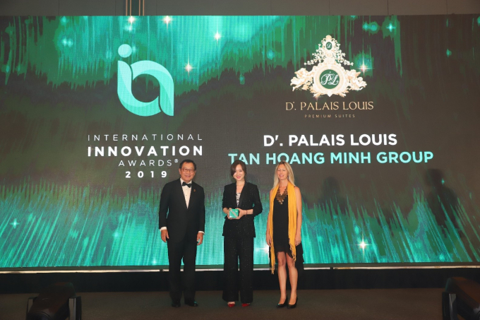Đại diện Tập đoàn Tân Hoàng Minh vinh dự nhận giải thưởng IIA 2019