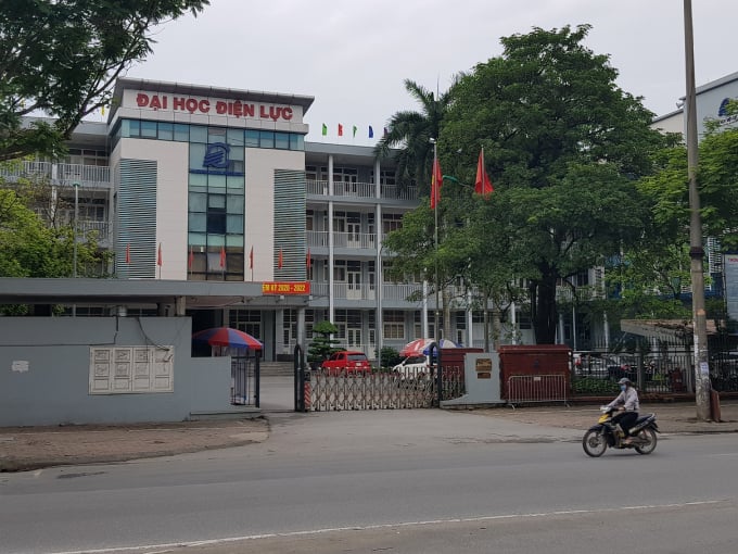 Trường Đại học Điện lực - Số 235 đường Hoàng Quốc Việt, Hà Nội