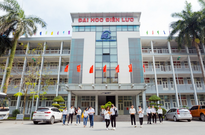 Trường đại học Điện lực Hà Nội được chọn thí điểm thực hiện đề án tự chủ về tài chính từ năm 2015 theo quyết định số 1508/QĐ-TTg của Thủ tướng Chính phủ.