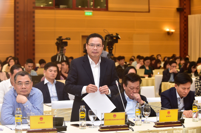 Thứ trưởng Lê Văn Thanh trả lời về gói hỗ trợ 16 nghìn tỷ đồng cho doanh nghiệp.