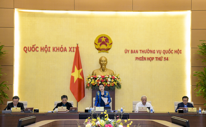 Chủ tịch Quốc hội Nguyễn Thị Kim Ngân cho biết, công tác nhân sự cần được xem xét kỹ lưỡng, thận trọng.
