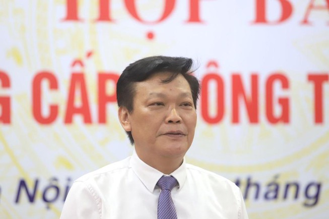 Thứ trưởng Bộ Nội vụ Nguyễn Duy Thăng nói về việc bổ nhiệm con gái Bí thư Tỉnh ủy.