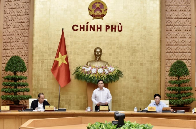 Thủ tướng Phạm Minh Chính điều hành phiên họp Chính phủ. (Ảnh: VGP)