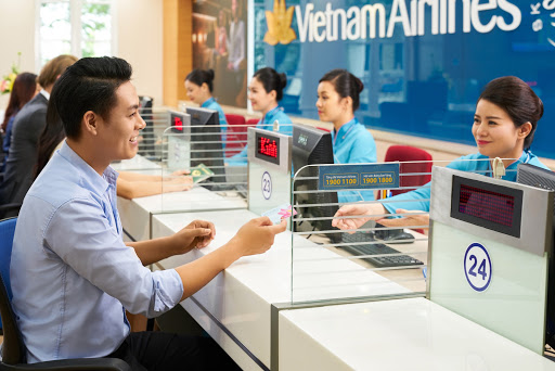 Vietnam Airline đề xuất áp giá sàn vé máy bay.