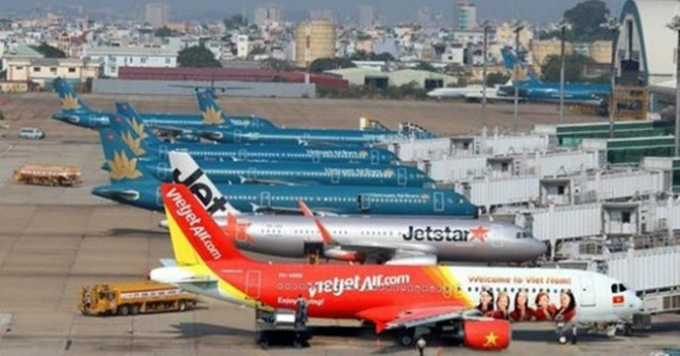Cục Hàng không Việt Nam vừa đề xuất bỏ giá trần vé trên đường bay nội địa có từ 3 hãng cùng khai thác.