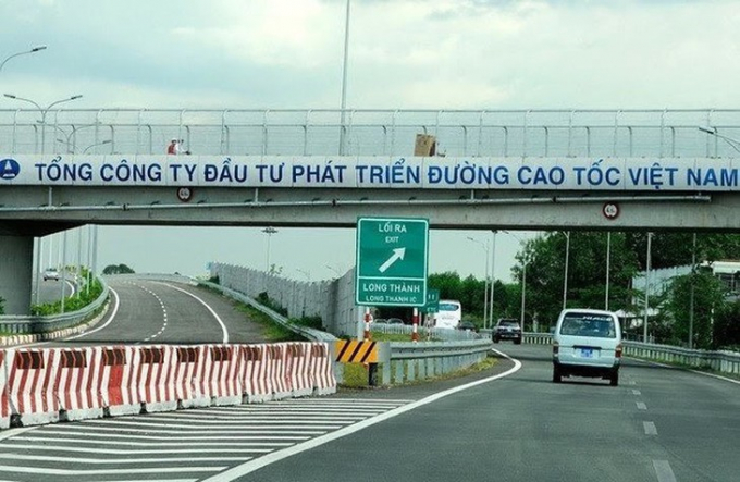 Vụ án “Vi phạm quy định về xây dựng gây hậu quả nghiêm trọng” xảy ra tại Tổng Công ty đầu tư phát triển đường cao tốc Việt Nam (VEC), Ban Quản lý đường cao tốc Đà Nẵng - Quảng Ngãi và các đơn vị liên quan