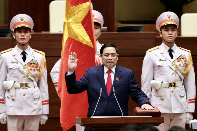 Thủ tướng Chính phủ Phạm Minh Chính tuyên thệ.