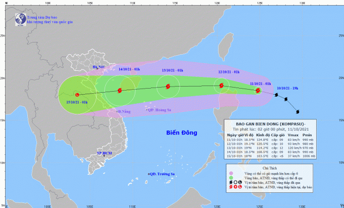 Đường đi của bão số 8 trên biển Đông.