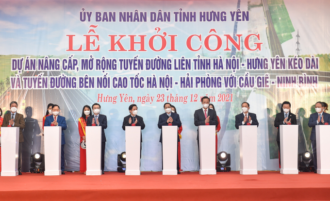 Thủ tướng Phạm Minh Chính dự lễ khởi công 2 công trình hạ tầng giao thông trọng điểm Hưng Yên.