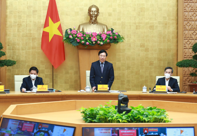 Phó Thủ tướng Thường trực Chính phủ Phạm Bình Minh, Chủ tịch Ủy ban An toàn giao thông (ATGT) quốc gia chủ trì Hội nghị trực tuyến toàn quốc tổng kết công tác bảo đảm trật tự, ATGT năm 2021, bàn phương hướng, nhiệm vụ năm 2022.