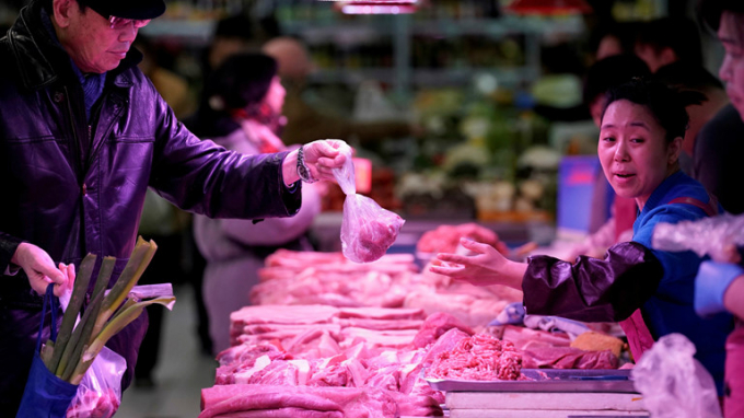 Giá thịt lợn leo thang tác động đến CPI chung. (Ảnh minh họa)