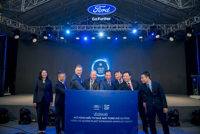 Ford Việt Nam chính thức công bố khoản đầu tư bổ sung, trị giá hơn 1.900 tỷ đồng để nâng cấp nhà máy lắp ráp Hải Dương.