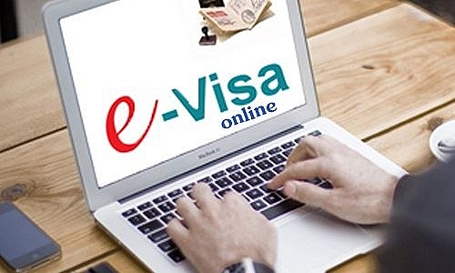 Việt Nam sẽ cấp thị thực điện tử cho công dân 80 nước từ ngày 1/7. (Ảnh minh họa)